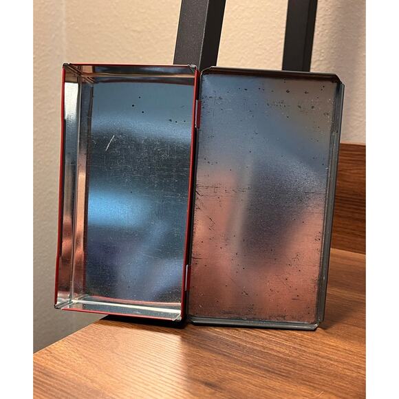 Vintage Hoffmann Swiss Made Candy Tin – Children Illustration, Red Metal Box - Picture 5 of 11